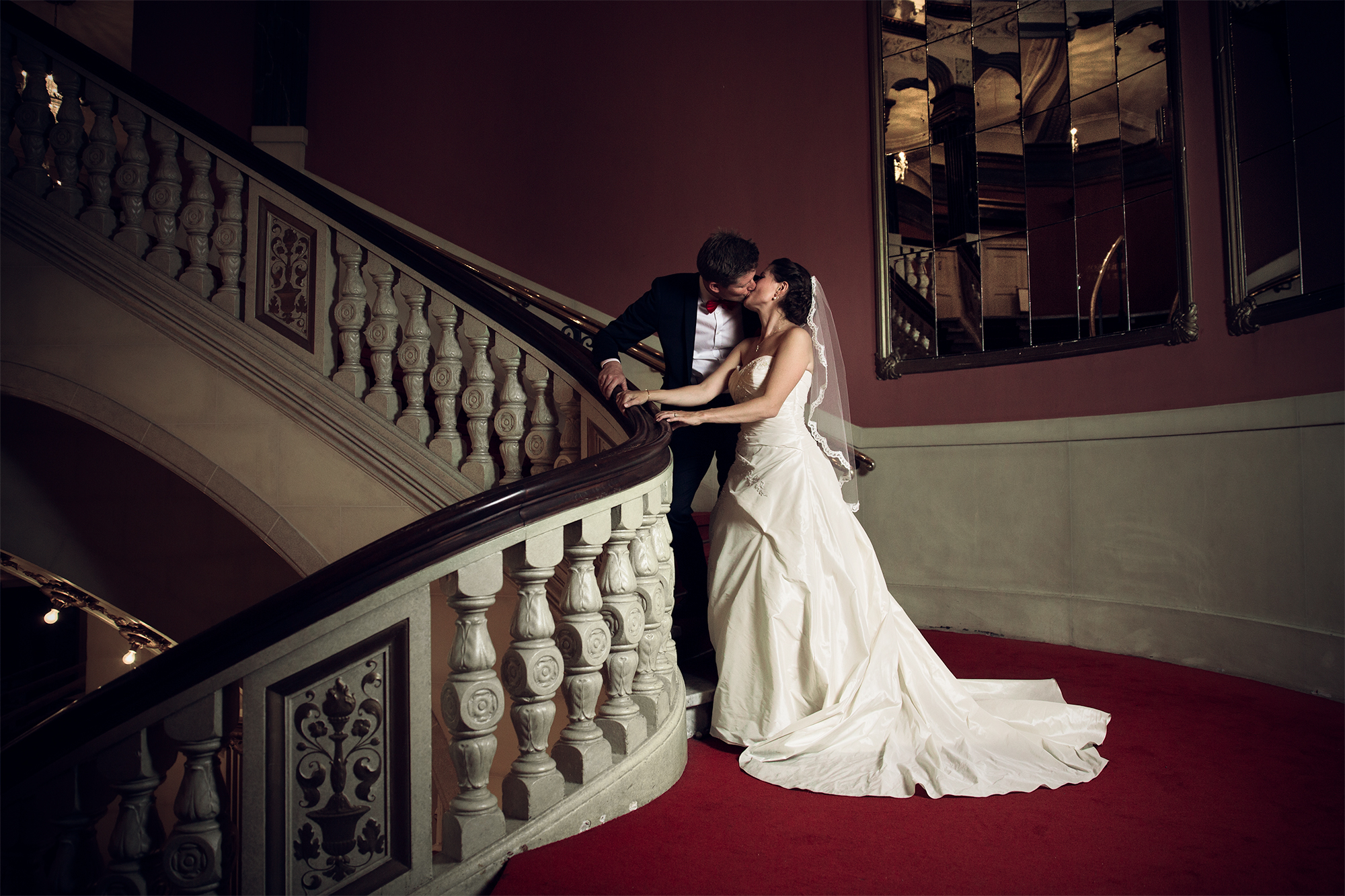 Wedding photography | Light and romance
